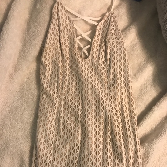 White mini dress - Picture 1 of 3